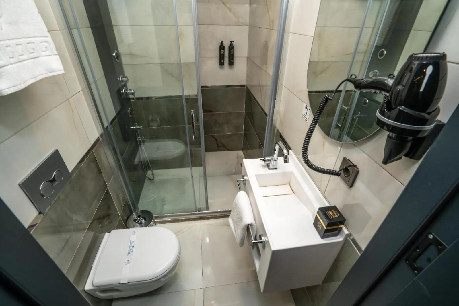 216 Silver Suite Istanbul Hotel
